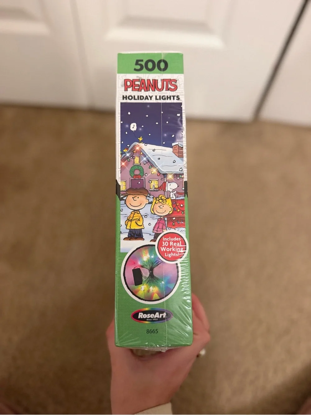 Brand New In Box Peanuts Charlie Brown Christmas Light Up 500-Piece Puzzle!